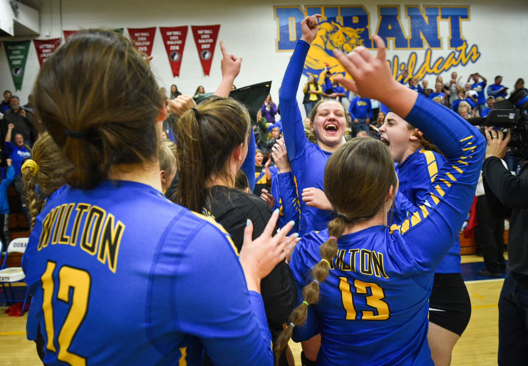 110519-qct-spt-wilton-vball-048a.jpg